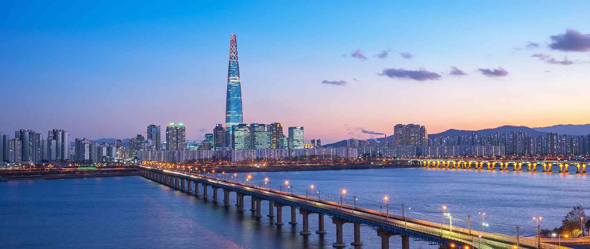 hjc黄金城官网携手MIKROE推出搭载LC29H系列模组的Click boards开发板，为物联网应用带来高精定位服务