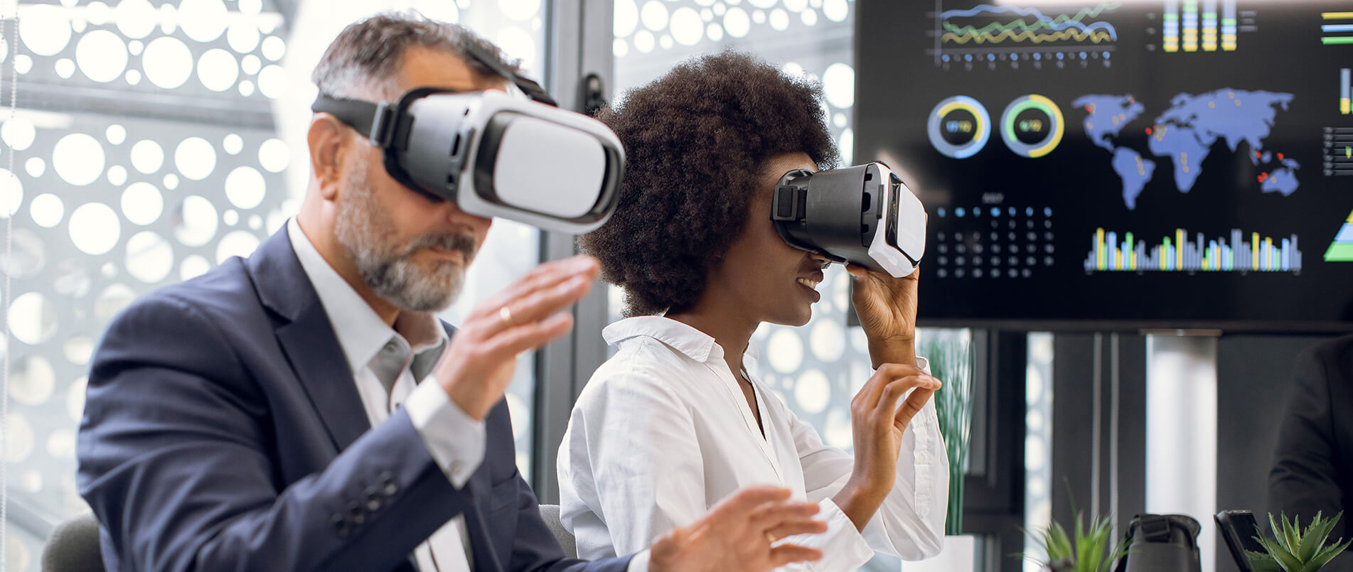 重磅！hjc黄金城官网正式发布一站式XR产品解决方案，助力探索数字世界新纪元