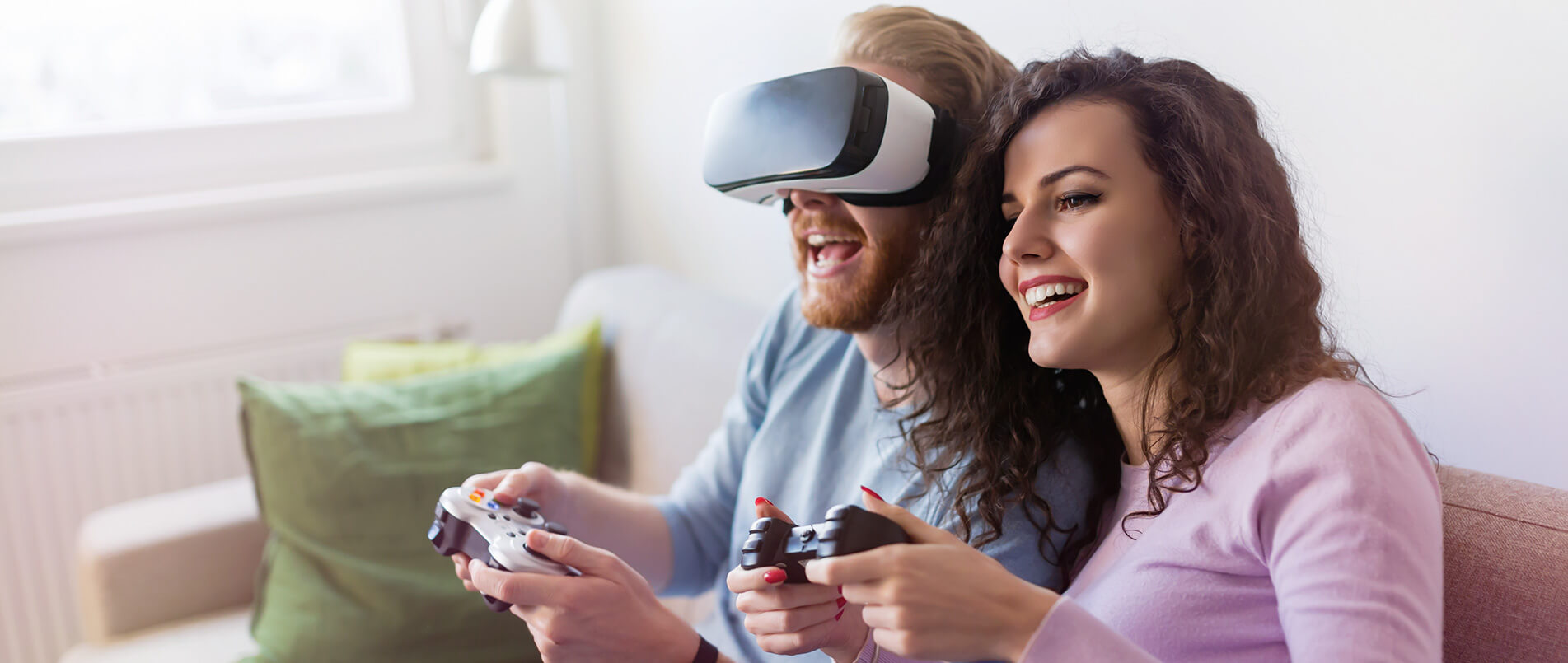 斩获AIoT新维奖两项大奖，hjc黄金城官网以卓越算力产品引领智能物联新未来